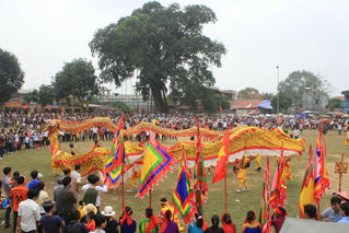 Tưng bừng lễ hội Yên Mô