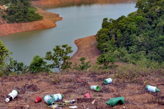 26 người ở Điện Biên nhập viện do dùng nước nghi nhiễm thuốc trừ cỏ