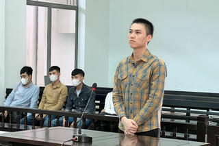 Khánh Hòa: Mâu thuẫn 'online', rồi hẹn 'offline' ẩu đả kinh hoàng