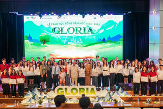 Ấn tượng Lễ Trao học bổng và Chào tân sinh viên Khoa Kinh tế và Quản lý nguồn nhân lực