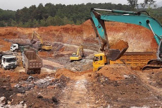 Đấu giá quyền khai thác khoáng sản làm vật liệu xây dựng: Xử lý nghiêm hành vi gây nhiễu loạn thị trường
