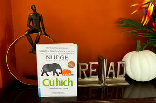 “Câu thần chú” của tác giả Nobel 2017