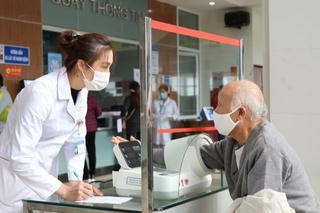 Điều chỉnh tăng hơn 10% giá dịch vụ khám bệnh bảo hiểm y tế