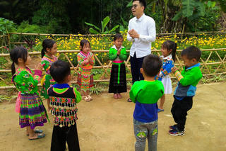 Thầy giáo mầm non ở xứ Thanh