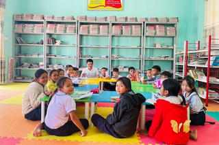 Thầy giáo Cơ Tu và hành trình đưa học sinh trở lại trường