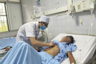 Cứu người đàn ông xuất huyết tiêu hóa nguy kịch