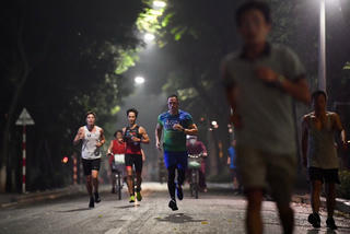 Hà Nội tạm cấm tổ chức sự kiện có tính chất thương mại ở phố đi bộ