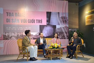 Trao truyền di sản tư liệu cho giới trẻ