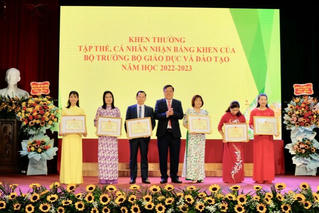 Quy định mới về tiêu chuẩn xét tặng Bằng khen của Bộ trưởng Bộ Giáo dục và Đào tạo