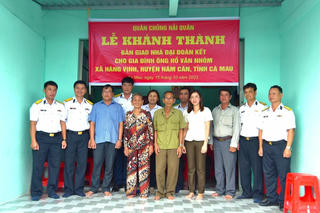 Quân đội chung tay xây nhà cho các gia đình có hoàn cảnh khó khăn 