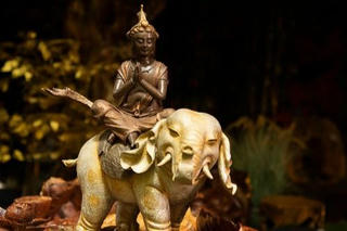 Bồ tát Phổ Hiền là ai?