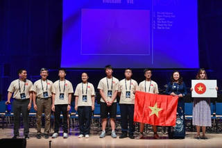 4 học sinh Hà Nội được khen thưởng đột xuất
