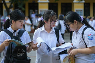 Top 3 trường THPT công lập ở Hà Nội có tỷ lệ chọi cao nhất