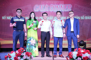 Ý nghĩa chương trình hội tụ nhân 39 năm Ngày Báo Pháp luật Việt Nam ra số đầu tiên