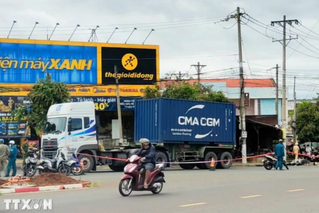 27 người không thể về nhà vì tai nạn giao thông trong ngày đầu kỳ nghỉ lễ