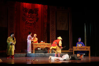 Để người trẻ yêu Tuồng