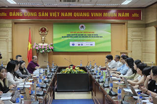Hơn 400 gian hàng quy tụ tại hội chợ dược liệu toàn quốc 2024