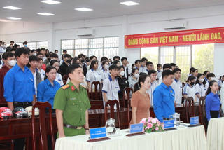 Cần Thơ: Diễn đàn 'Sinh viên với an toàn giao thông'
