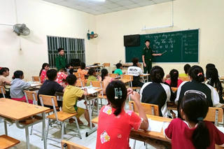 'Chia sẻ cùng thầy cô' - Tôn vinh những hy sinh thầm lặng 