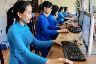 Định kiến là rào cản khiến phụ nữ ít có cơ hội tiếp cận kỹ thuật, công nghệ