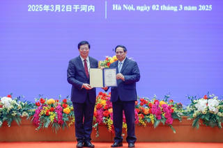 Lễ trao danh hiệu 'Giáo sư danh dự' Đại học Thanh Hoa tặng Thủ tướng Phạm Minh Chính