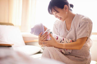 Dự kiến lao động nữ sinh con thứ 2 được nghỉ thai sản 7 tháng