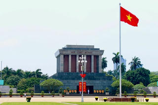 Thi hành Pháp lệnh bảo vệ Khu di tích Lăng Chủ tịch Hồ Chí Minh