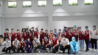 Hơn 30 sinh viên và giảng viên trường Đại học quốc tế Hồng Bàng tham gia hỗ trợ điều trị bệnh nhân COVID-19