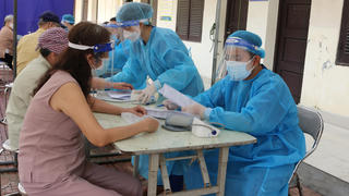 Trưa 16/9, Hà Nội có thêm 12 bệnh nhân COVID-19 