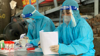 Hà Nội thêm 12 ca dương tính với SARS-CoV-2 