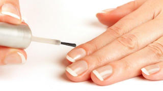 Thu hồi Sơn móng tay Felina của Công ty TNHH Vẻ đẹp Francia do chứa chất cấm