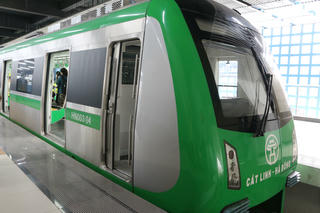 Trải nghiệm đi tàu đường sắt Cát Linh - Hà Đông