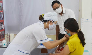 Hà Nội tổ chức cho trẻ từ 6 đến dưới 36 tháng tuổi uống vitamin A liều cao đợt 2