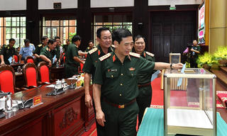 Lấy phiếu tín nhiệm với 6 Thứ trưởng Bộ Quốc phòng