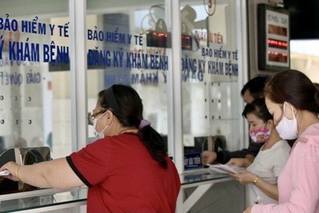 Quy định mới, đi khám chữa bệnh bảo hiểm y tế cần mang theo những giấy tờ gì?