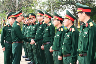 Bộ Quốc phòng kiểm tra toàn diện tại một số đơn vị miền Trung
