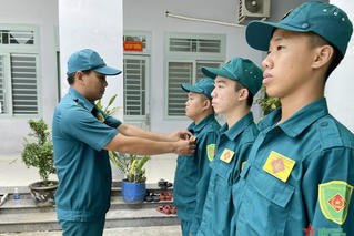 Quảng Ngãi kiến nghị xếp lương đại học cho Chỉ huy Ban Chỉ huy quân sự xã