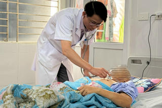 Nhập viện lần thứ 3 mới biết nhiễm ‘vi khuẩn ăn thịt người’