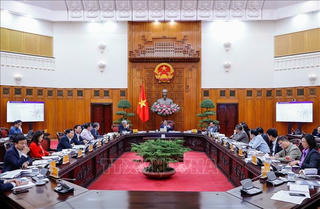 Thủ tướng: Xây dựng hệ thống đường sắt đô thị tại Hà Nội, TP Hồ Chí Minh theo hướng hiện đại
