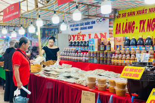 Phiên chợ đặc biệt quy tụ hơn 500 sản phẩm OCOP, nông sản, đặc sản làng nghề 