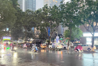 Chuyên gia khí tượng lý giải mưa lớn những ngày qua ở miền Bắc