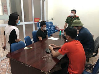 Ba người bị xử phạt vì trốn trạm kiểm soát Covid-19 ở Quảng Ninh