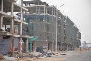 Quảng Ninh: Sập giàn giáo khiến hai công nhân nữ bị thương