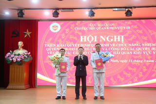 Cục Hải quan tỉnh Quảng Ninh chuyển đổi thành Chi cục Hải quan khu vực VIII