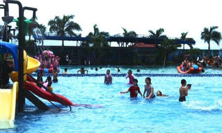 Thái Bình: Điều tra nguyên nhân bé gái 10 tuổi "tử vong" tại bể bơi Đại Thành Long