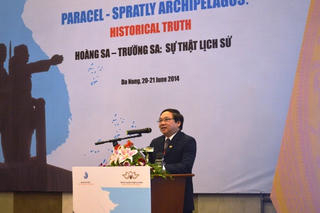 Việt Nam có thể tham gia vụ kiện với Philippin hoặc tự khởi kiện Trung Quốc