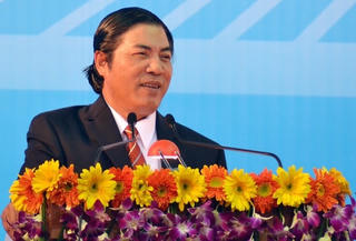 Ông Nguyễn Bá Thanh có thể tự đi lại trong phòng