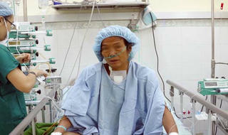 Cấp cứu miễn phí người phụ nữ ngủ ngồi 3 năm vì mắc bệnh tim nguy hiểm