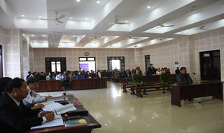 18 tháng tù cho người nhắn tin dọa giết Chủ tịch Đà Nẵng 