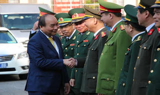 Thủ tướng thăm, chúc Tết các lực lượng vũ trang và quận trung tâm Đà Nẵng